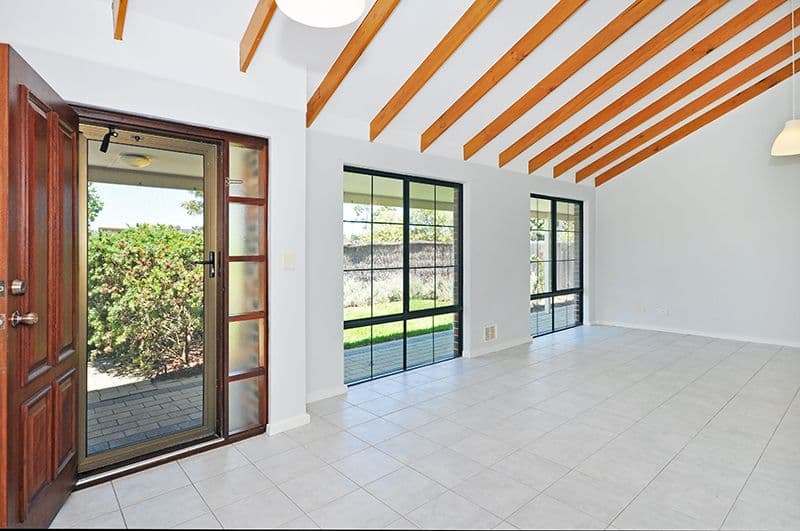 14 Carinta Court, Ellenbrook WA 6069, Ellenbrook - Thumbnail 4