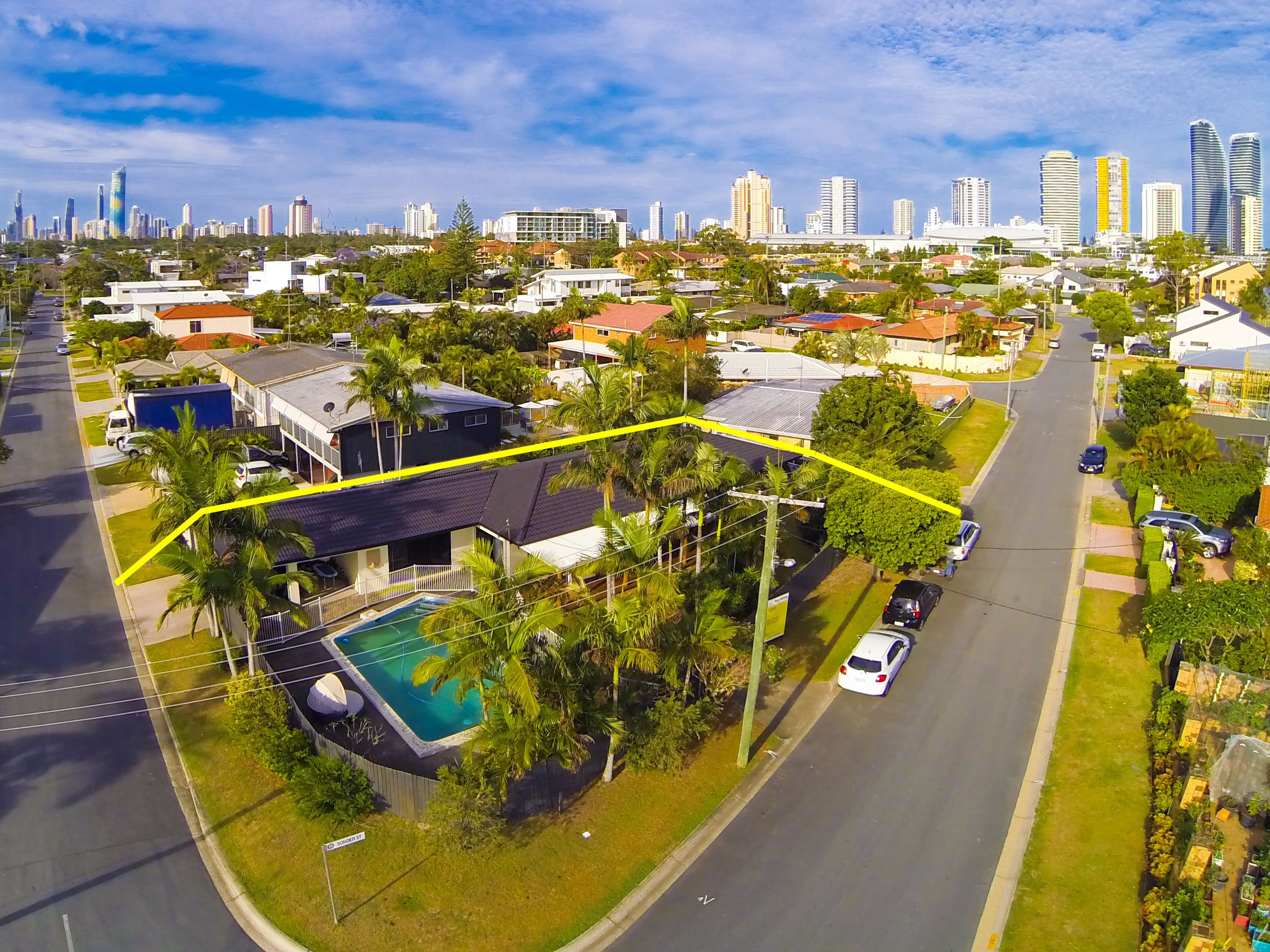 20 Sonder Street, Broadbeach Waters QLD 4218, Broadbeach Waters - Image 1