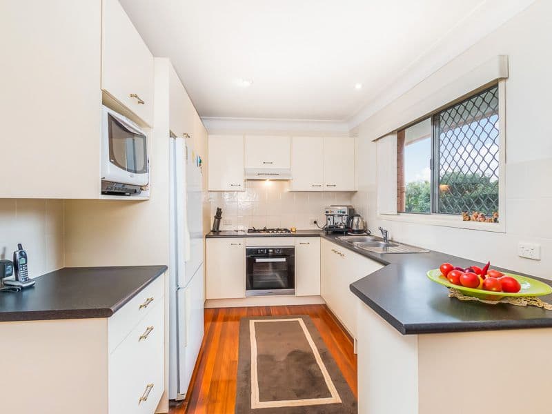 22 Lorrimore Street, Macgregor QLD 4109, Macgregor - Thumbnail 4