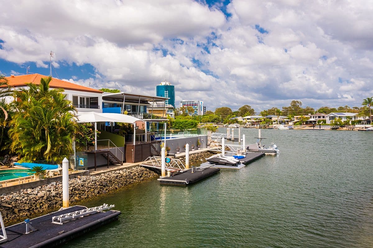151 Stanhill Drive, CHEVRON ISLAND QLD 4217, Chevron Island - Thumbnail 3