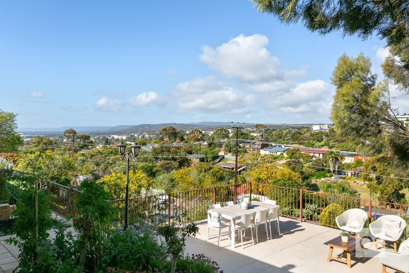 5 Karoona Crescent, Seacombe Heights - Thumbnail 2