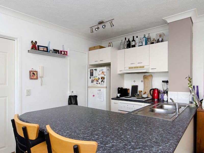 15 Surf Street, Mermaid Beach QLD 4218, Mermaid Beach - Thumbnail 4