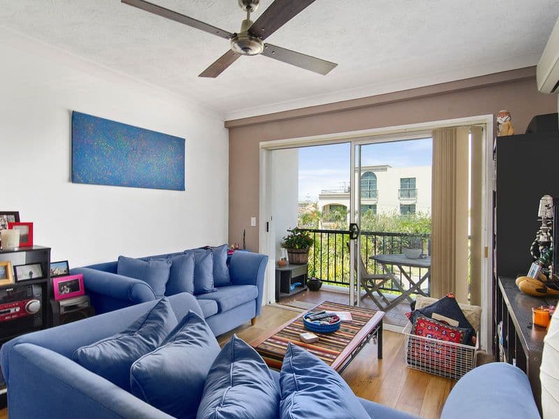 15 Surf Street, Mermaid Beach QLD 4218, Mermaid Beach - Thumbnail 5