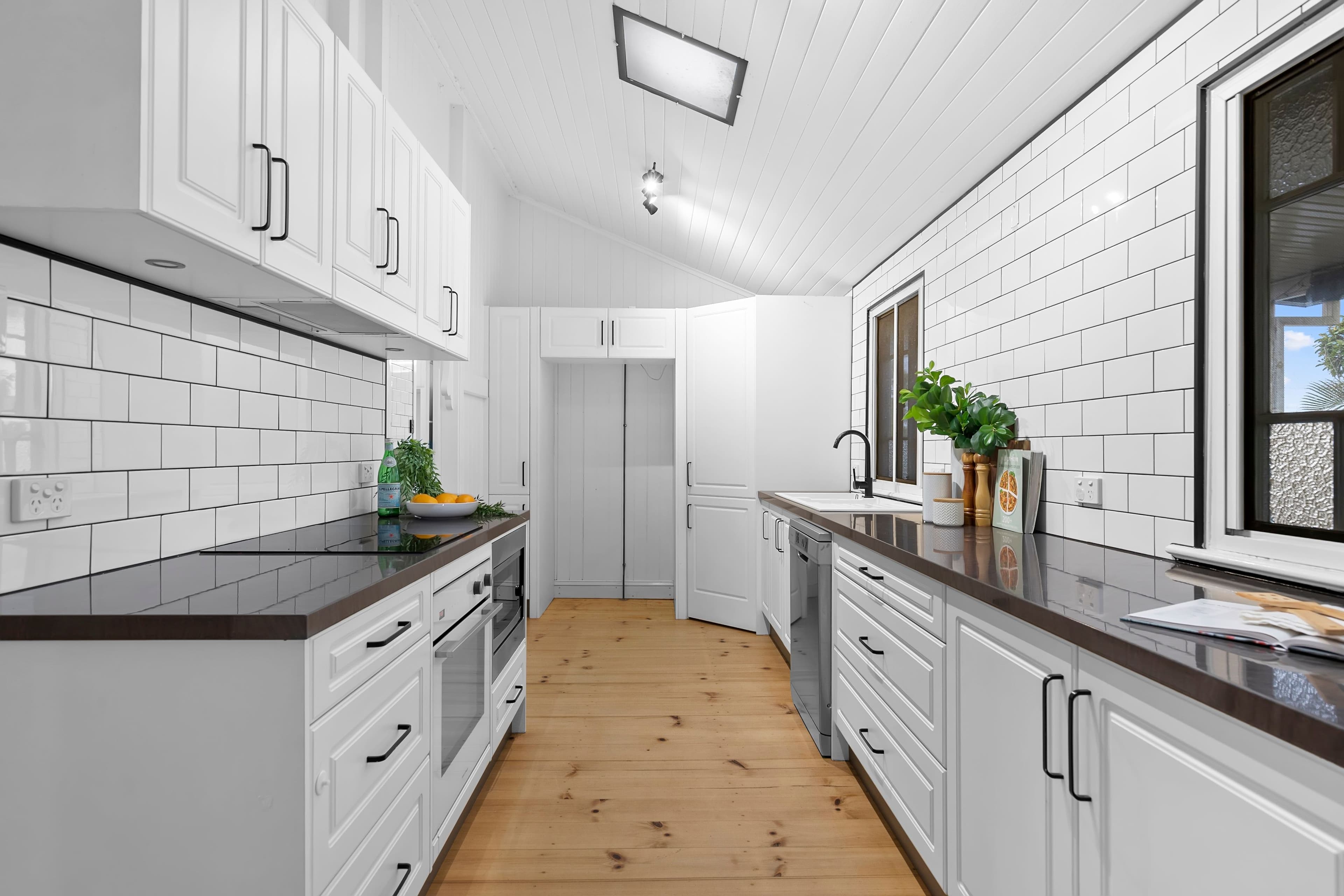 270 Tufnell Road, Banyo QLD 4014, Banyo - Thumbnail 4