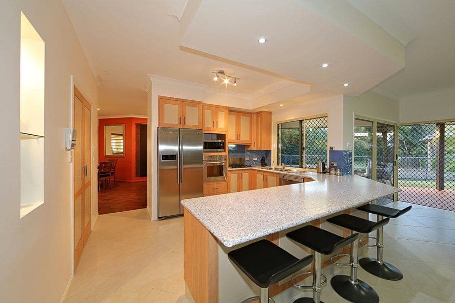 20 Coral Cove Drive, CORAL COVE QLD 4670, Coral Cove - Thumbnail 7
