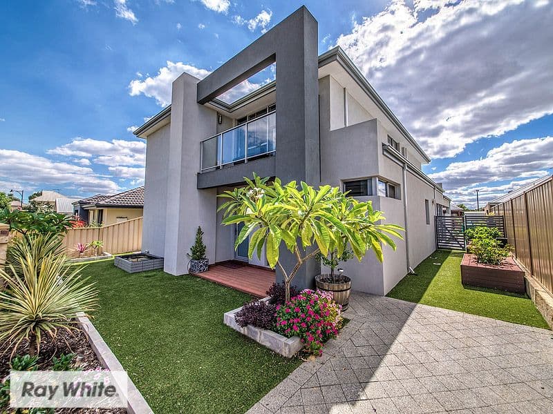 12 Spurwing Way, South Guildford WA 6055, South Guildford - Thumbnail 2