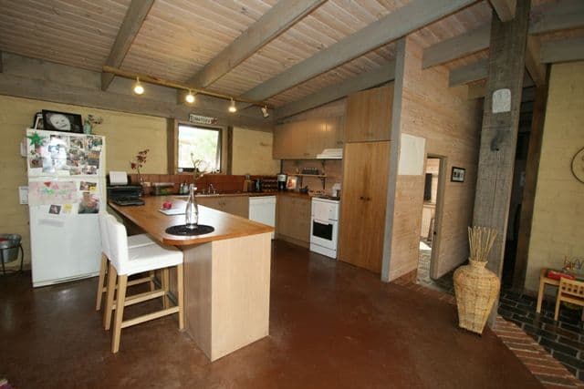 25 Manly Avenue, CAPE WOOLAMAI VIC 3925, Cape Woolamai - Thumbnail 7