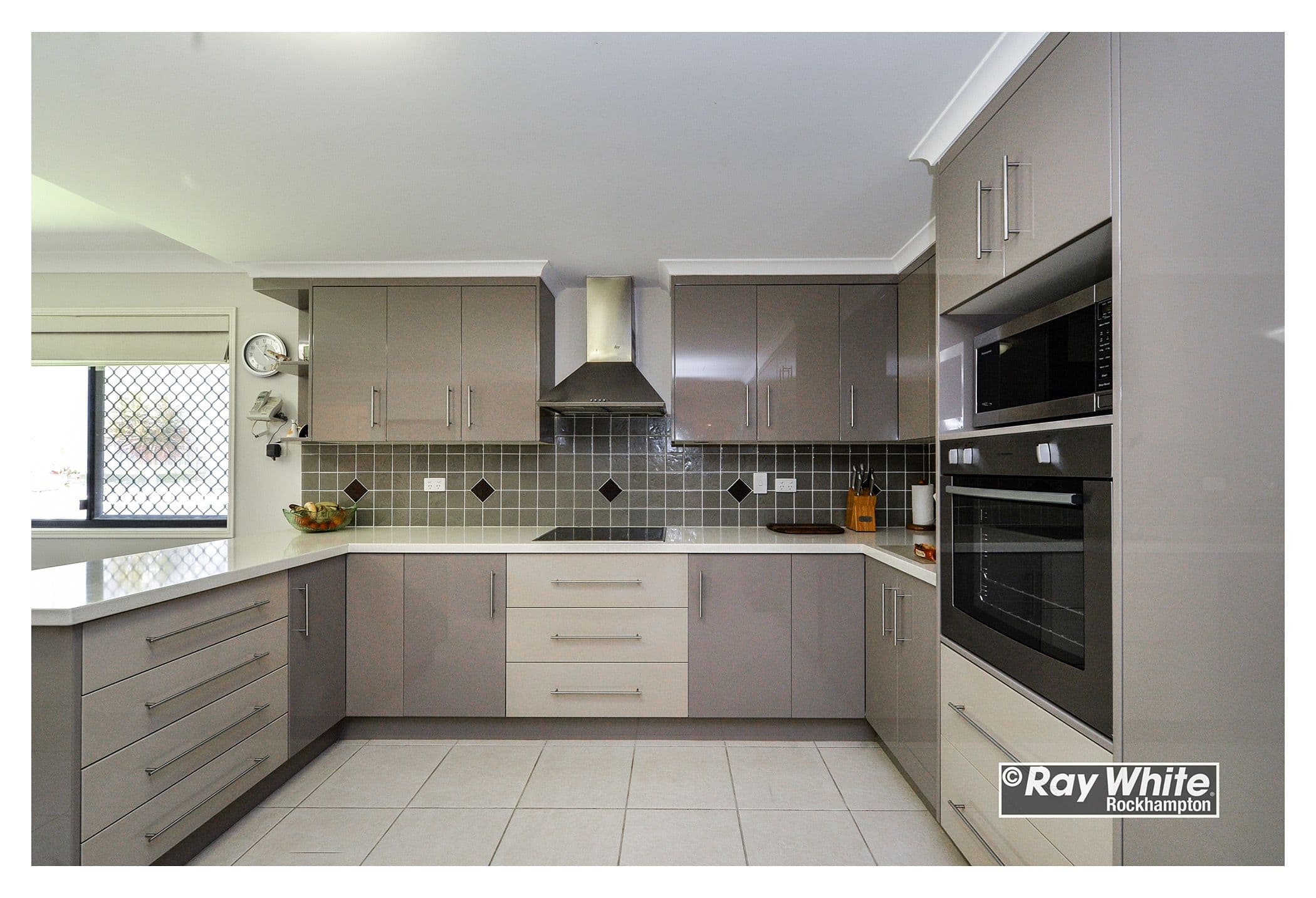 39 Sunset Drive, Norman Gardens QLD 4701, Norman Gardens - Thumbnail 6