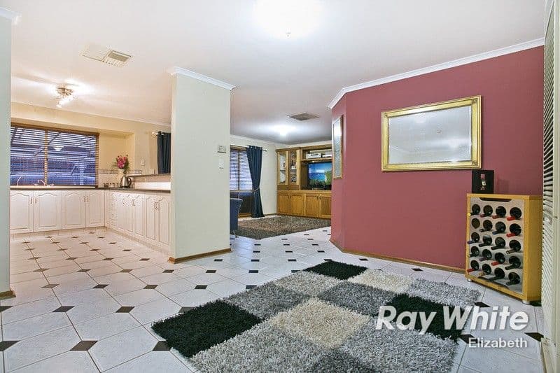 24 Reginald Parade, CRAIGMORE SA 5114, Craigmore - Thumbnail 2
