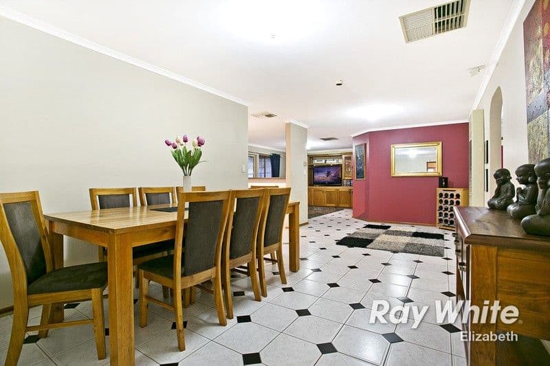 24 Reginald Parade, CRAIGMORE SA 5114, Craigmore - Thumbnail 5