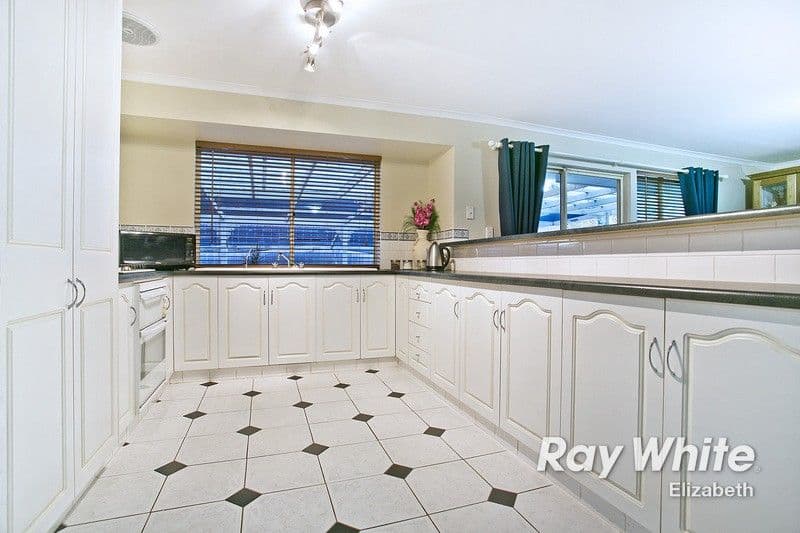 24 Reginald Parade, CRAIGMORE SA 5114, Craigmore - Thumbnail 7