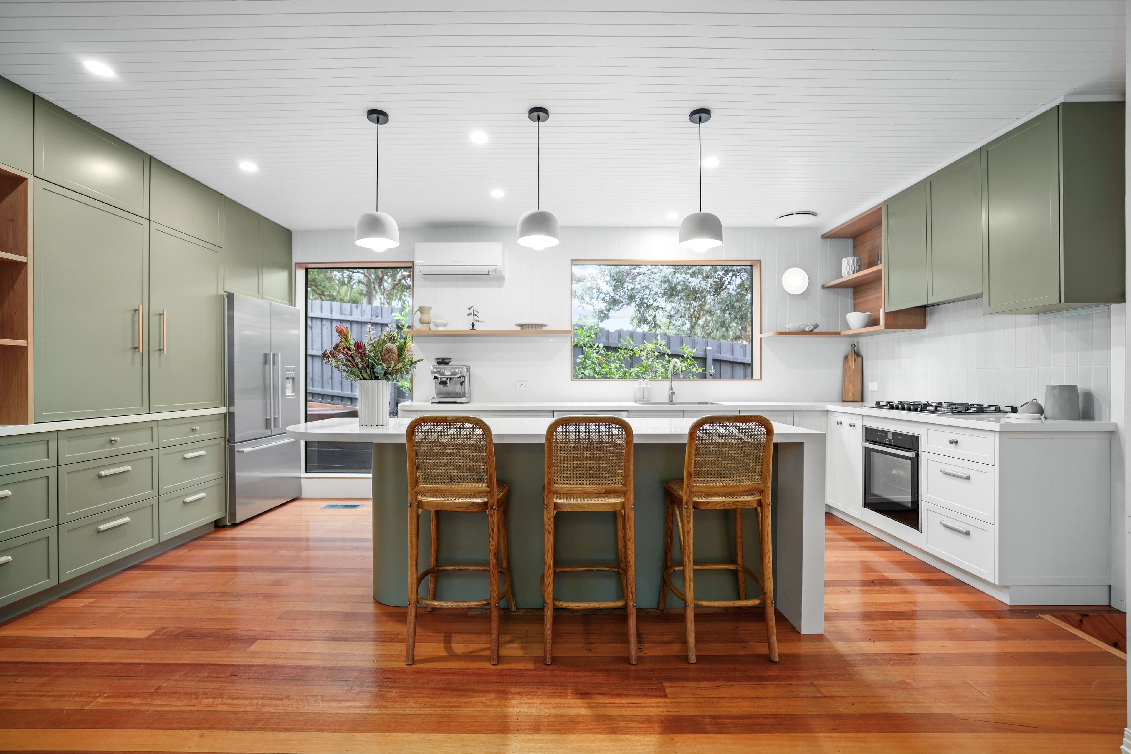 8 Harlingford Court, Wheelers Hill VIC 3150, Wheelers Hill - Thumbnail 4