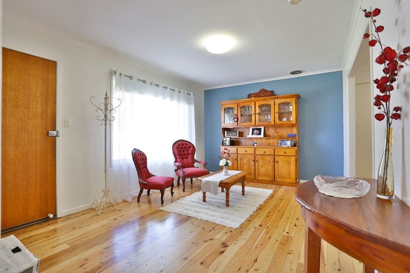23 Priest Street, ROCKVILLE QLD 4350, Rockville - Thumbnail 3