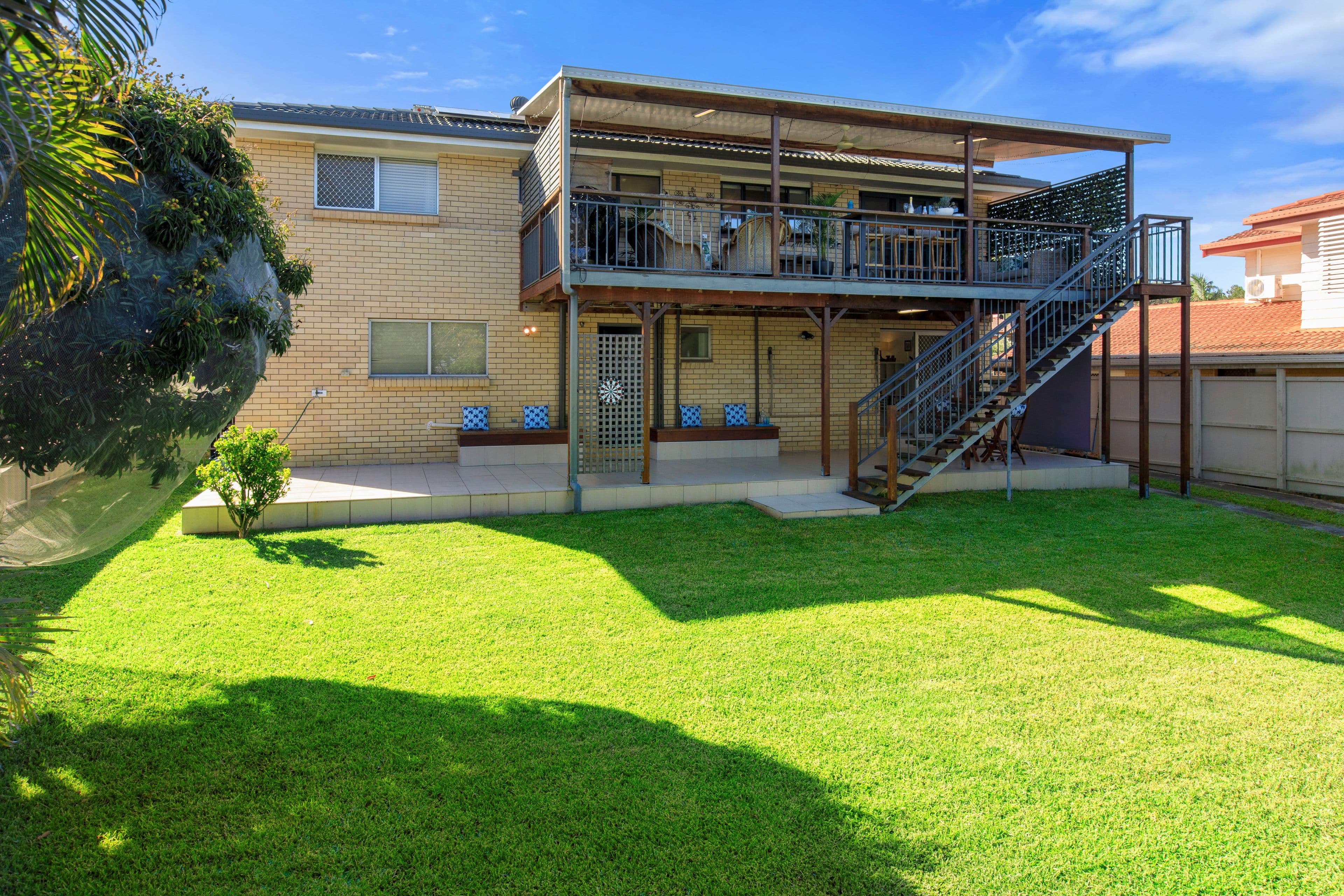 33 Honeysuckle Street, Mansfield QLD 4122, Mansfield - Thumbnail 3