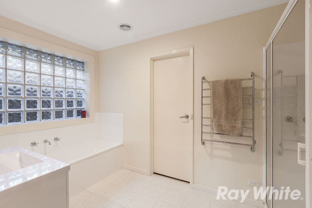 4 Tarcoola Drive, Yallambie VIC 3085, Yallambie - Thumbnail 6