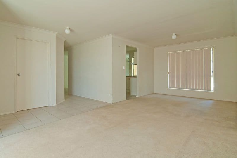 7  Dewick Court, CALAMVALE QLD 4116, Calamvale - Thumbnail 5