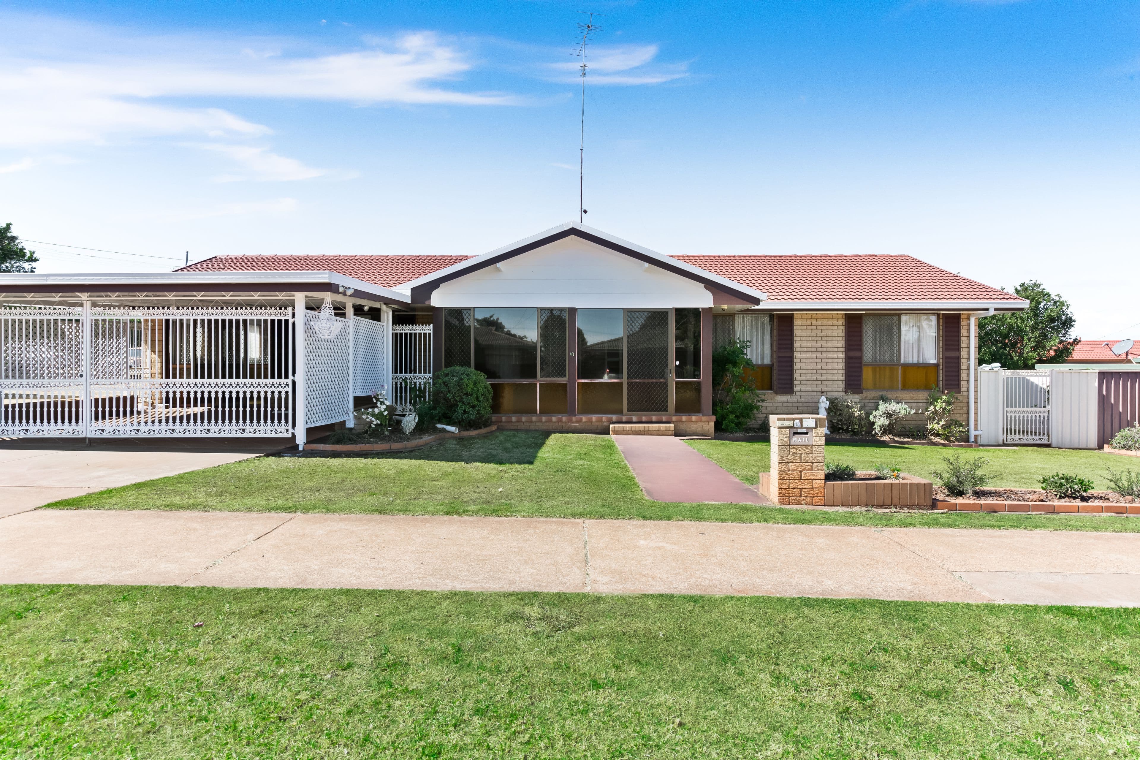 10 Aruma Street, Wilsonton Heights QLD 4350, Wilsonton Heights - Image 1