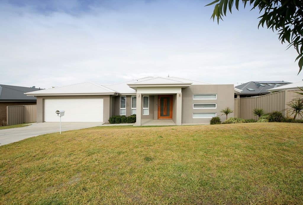 4 Breasley Crescent, Boorooma NSW 2650, Boorooma - Image 1