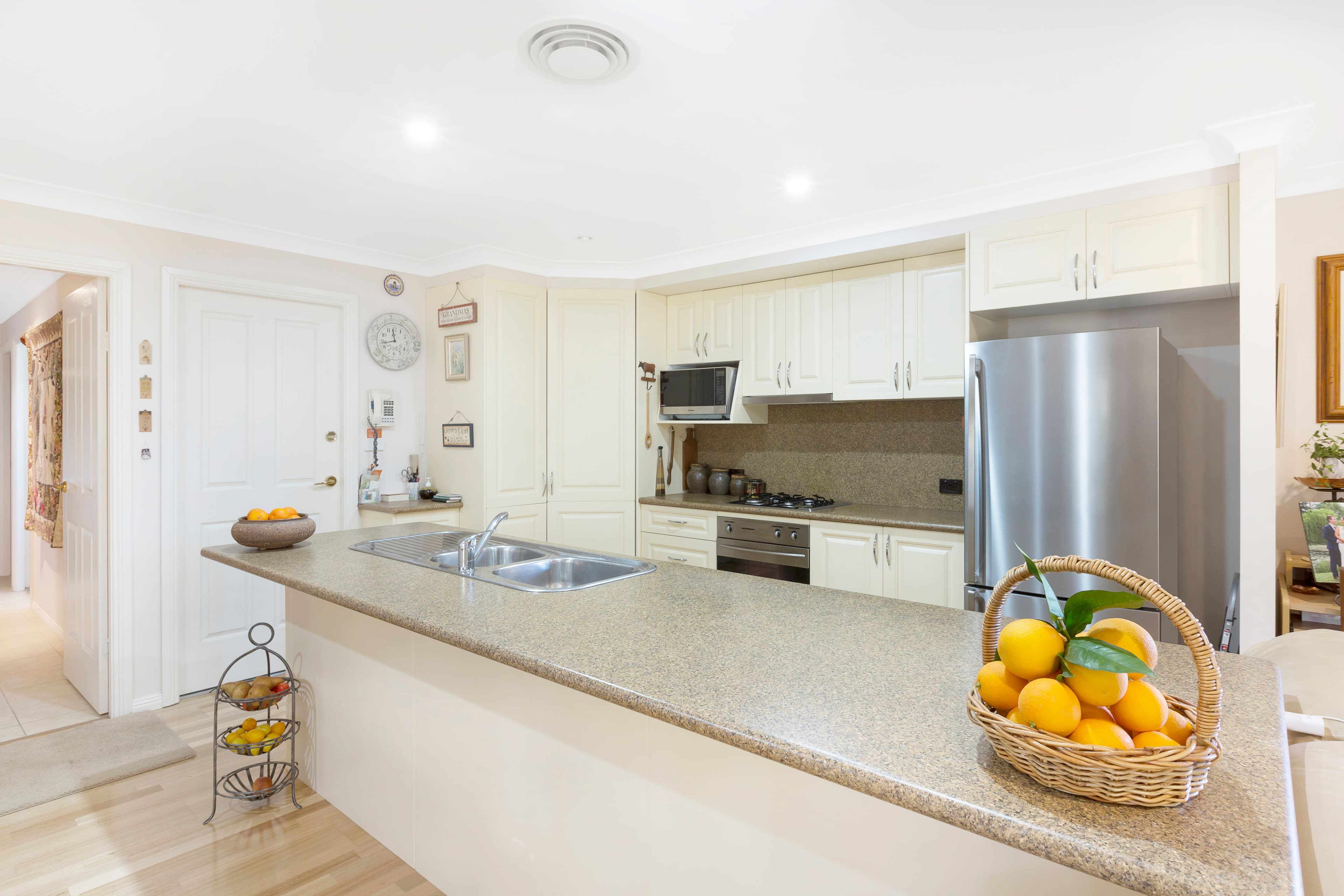 16 Prentice Avenue, Tamworth NSW 2340, Tamworth - Thumbnail 4