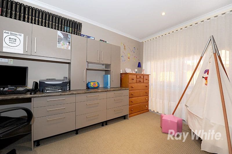 4 Laurus Court, NARRE WARREN VIC 3805, Narre Warren - Thumbnail 8