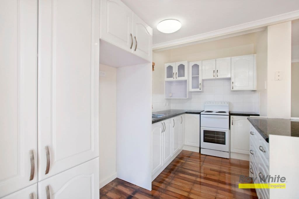 7 Allen Street, WYNNUM QLD 4178, Wynnum - Thumbnail 3