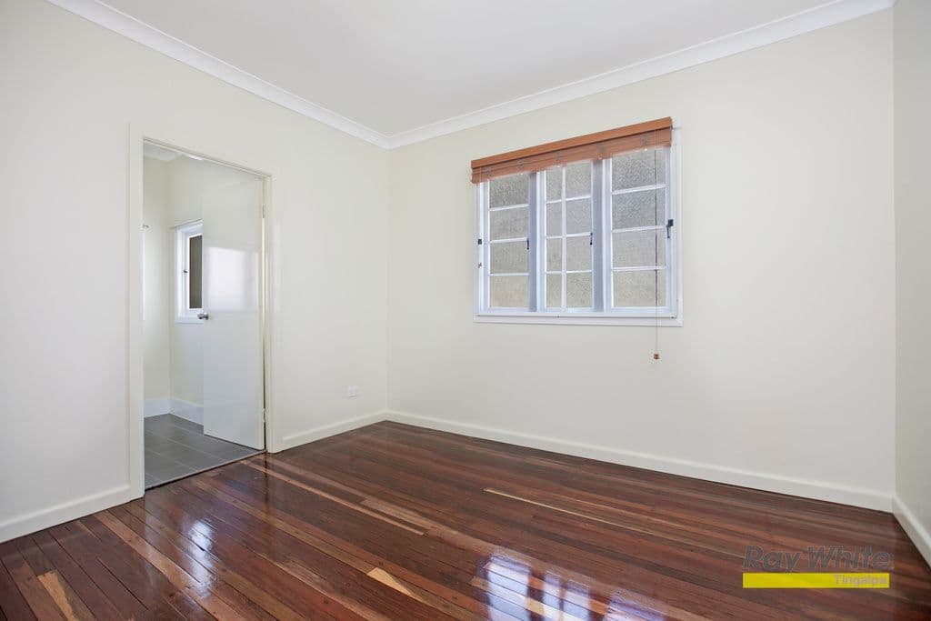 7 Allen Street, WYNNUM QLD 4178, Wynnum - Thumbnail 7