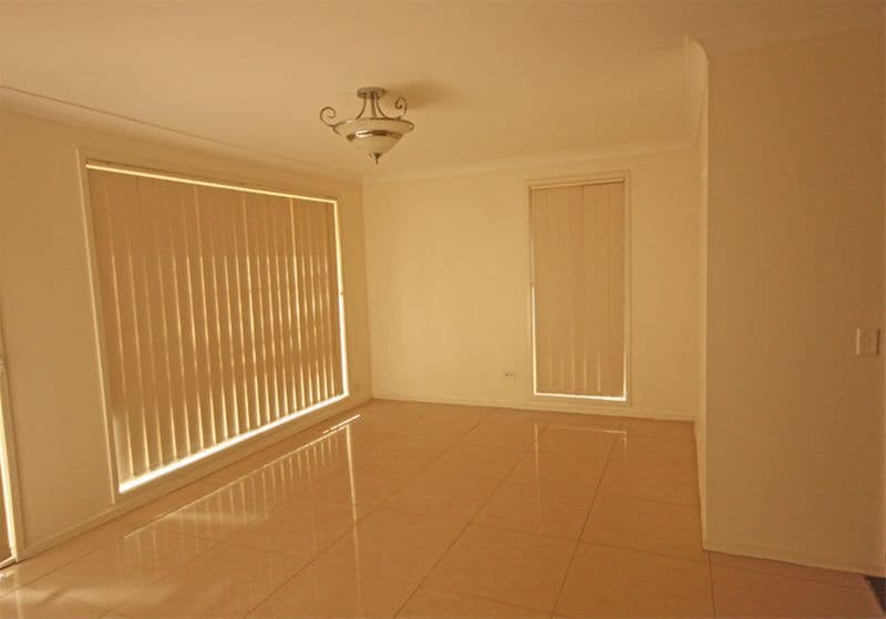23 Greengate Road, ST HELENS PARK NSW 2560, St Helens Park - Thumbnail 5