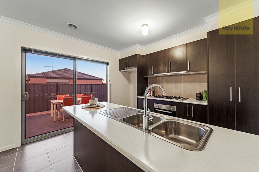 29 Gateshead Street, Craigieburn VIC 3064, Craigieburn - Thumbnail 2