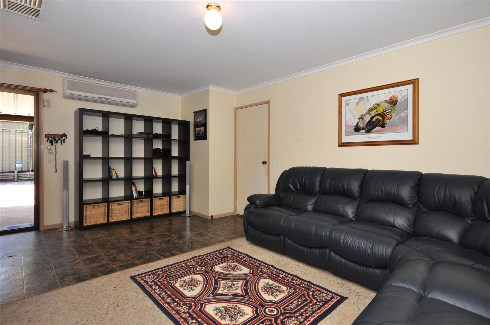 8 Linton Place, ABERFOYLE PARK SA 5159, Aberfoyle Park - Thumbnail 2