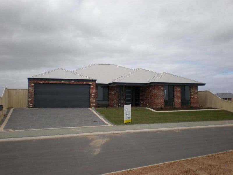 19 Wanda Court, WANDINA WA 6530, Wandina - Image 1