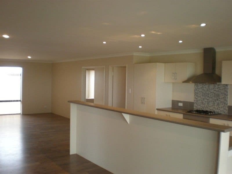 19 Wanda Court, WANDINA WA 6530, Wandina - Thumbnail 3