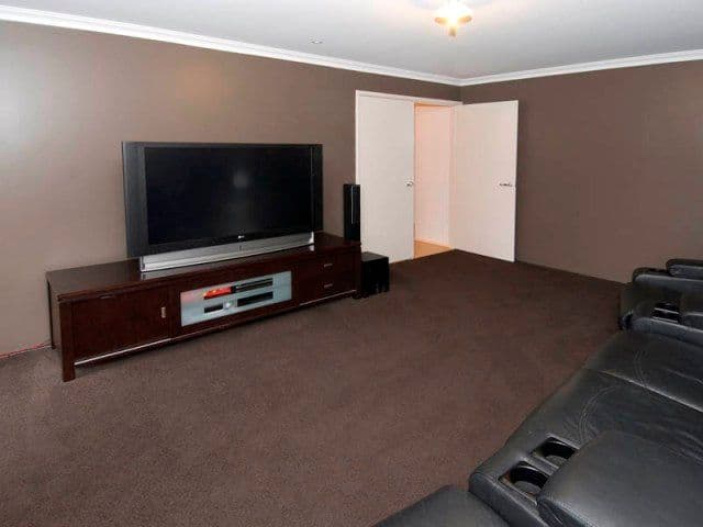 4 Acapulco Way, SOUTHERN RIVER WA 6110, Southern River - Thumbnail 6