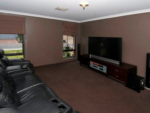 4 Acapulco Way, SOUTHERN RIVER WA 6110, Southern River - Thumbnail 7