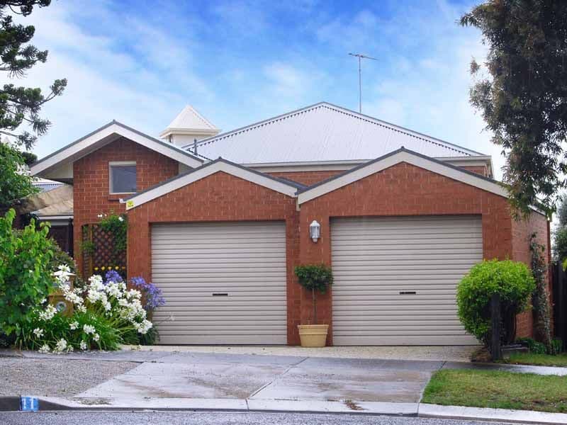 11 Chancellor Place, HIGHTON VIC 3216, Highton - Image 1