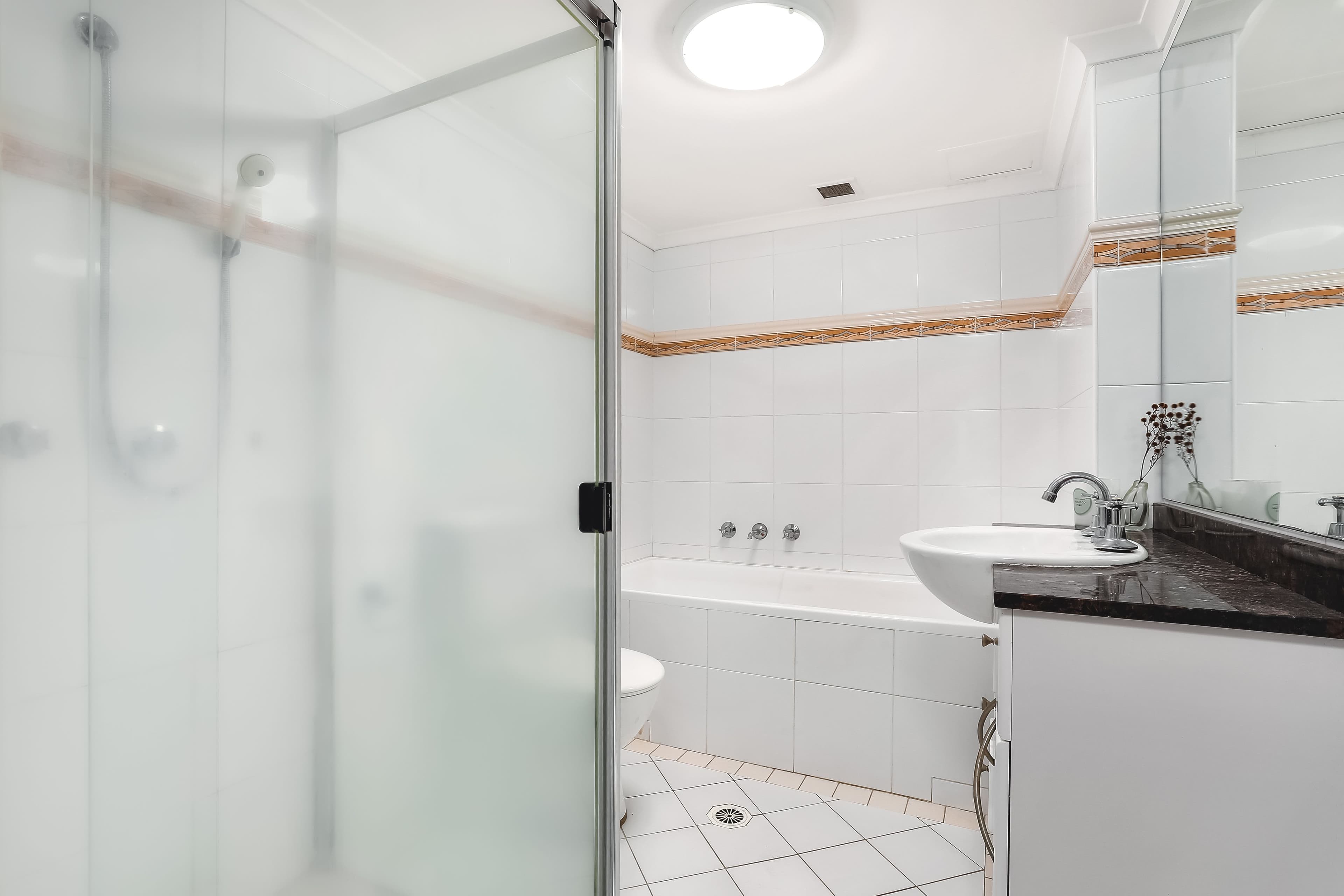 8 Cribb Street, Mount Morgan, Mount Morgan - Thumbnail 6