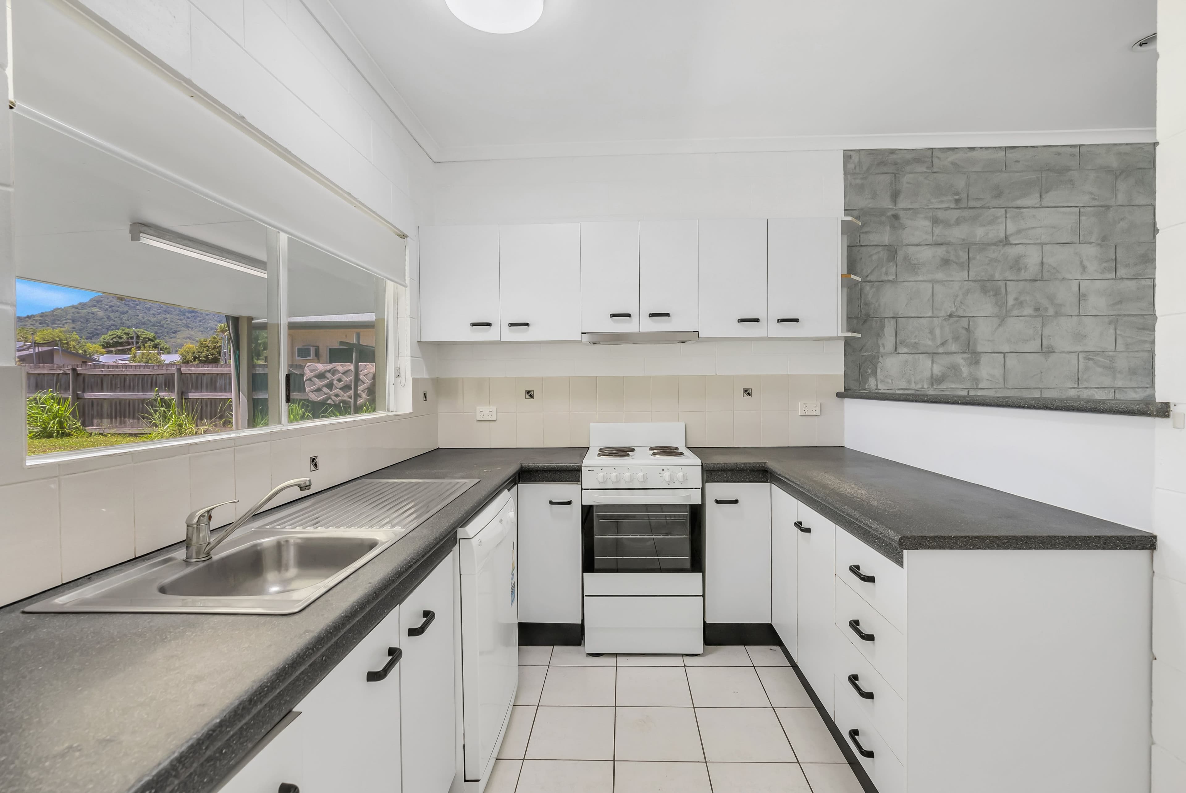 31 Frankston Street, Kewarra Beach QLD 4879, Kewarra Beach - Thumbnail 8