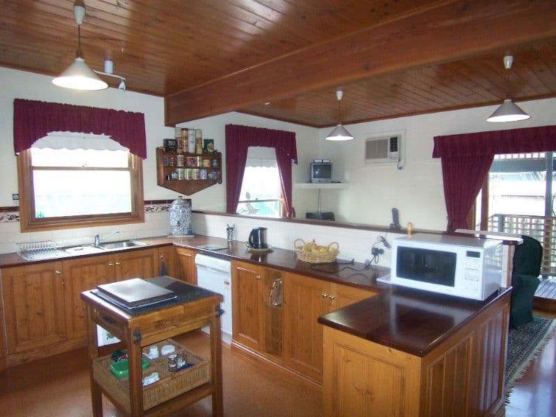 55 Bayne Street, BENDIGO VIC 3550, North Bendigo - Thumbnail 2