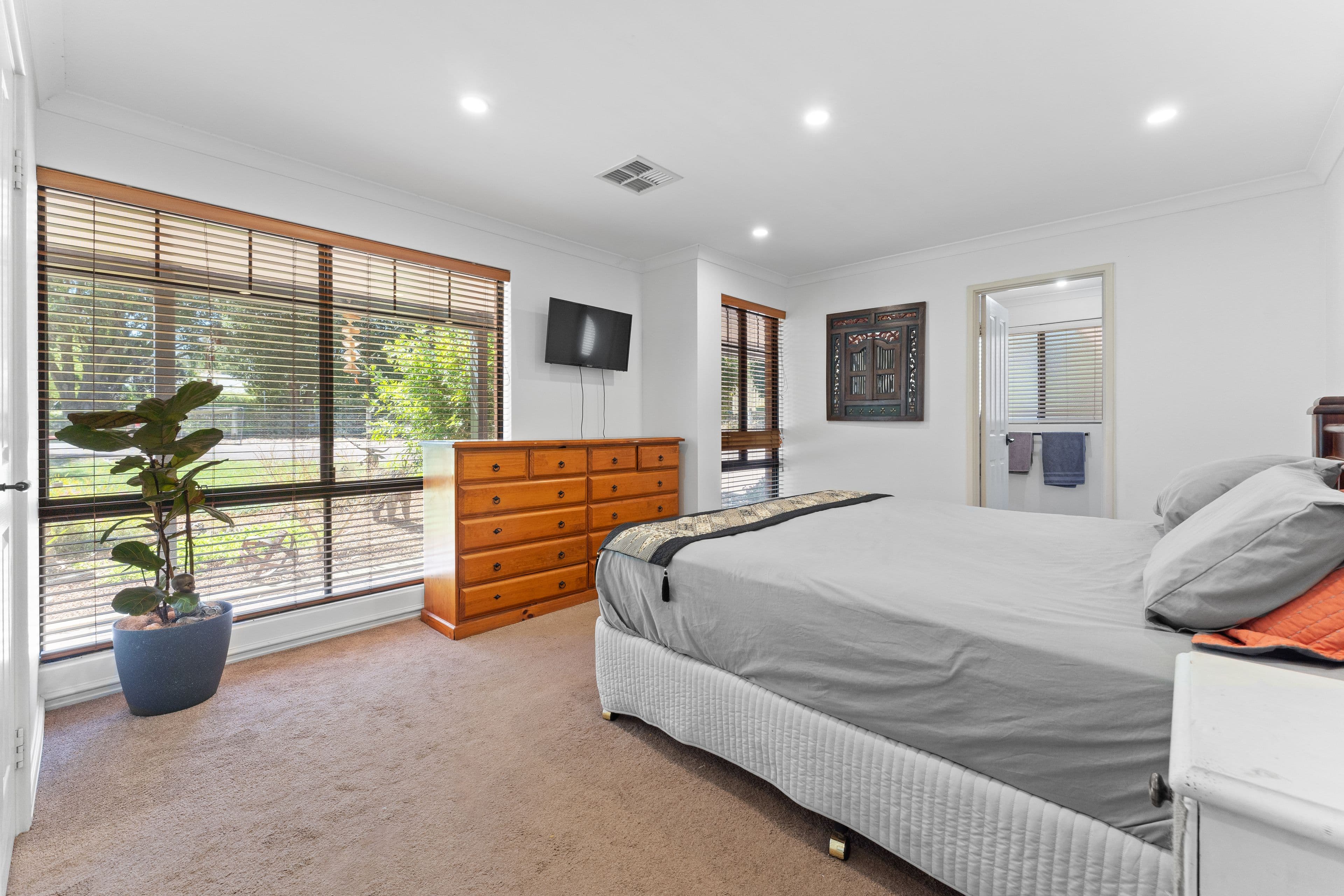 24 Brodie Court, Baldivis WA 6171, Baldivis - Thumbnail 5