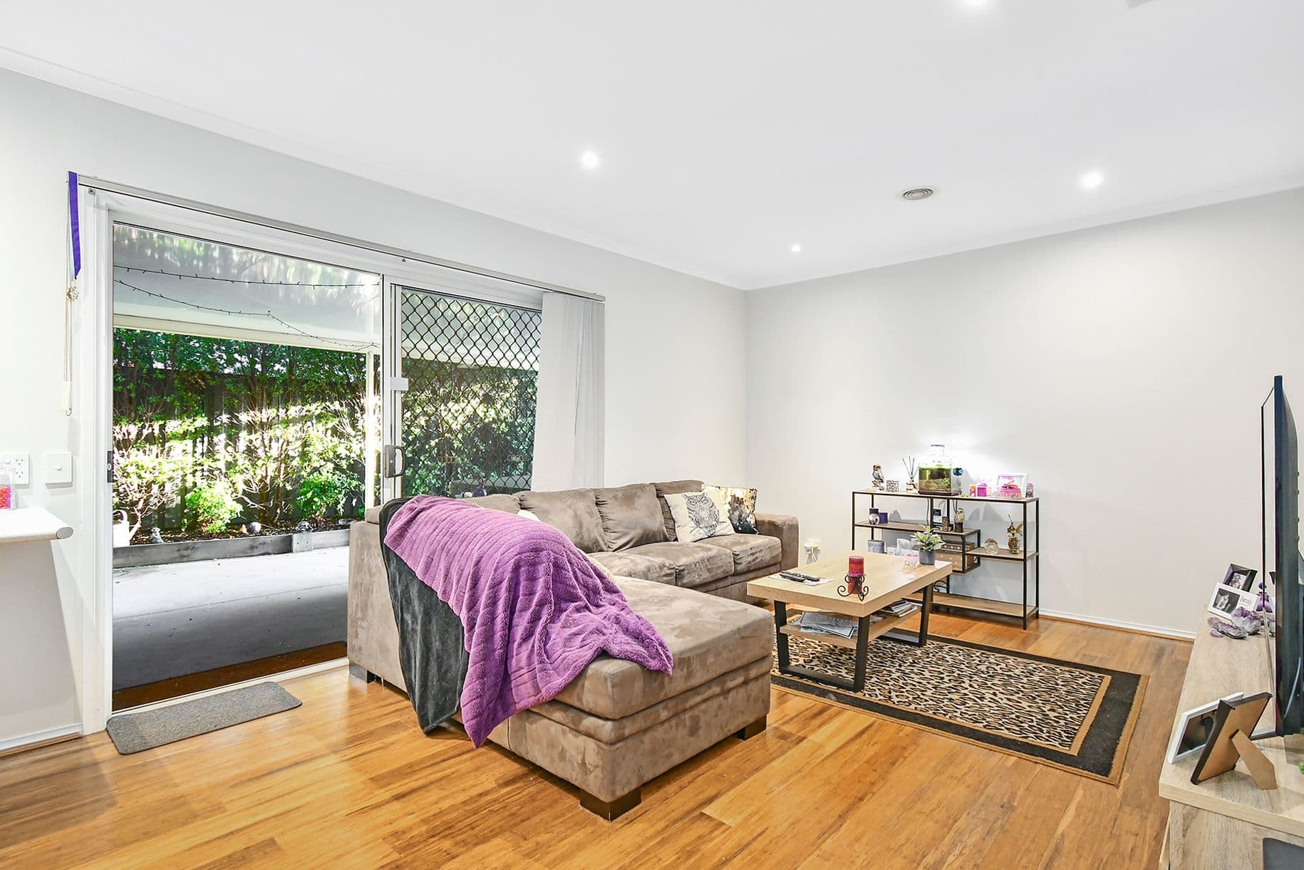 8 Killarney Crescent, Pakenham VIC 3810, Pakenham - Thumbnail 4