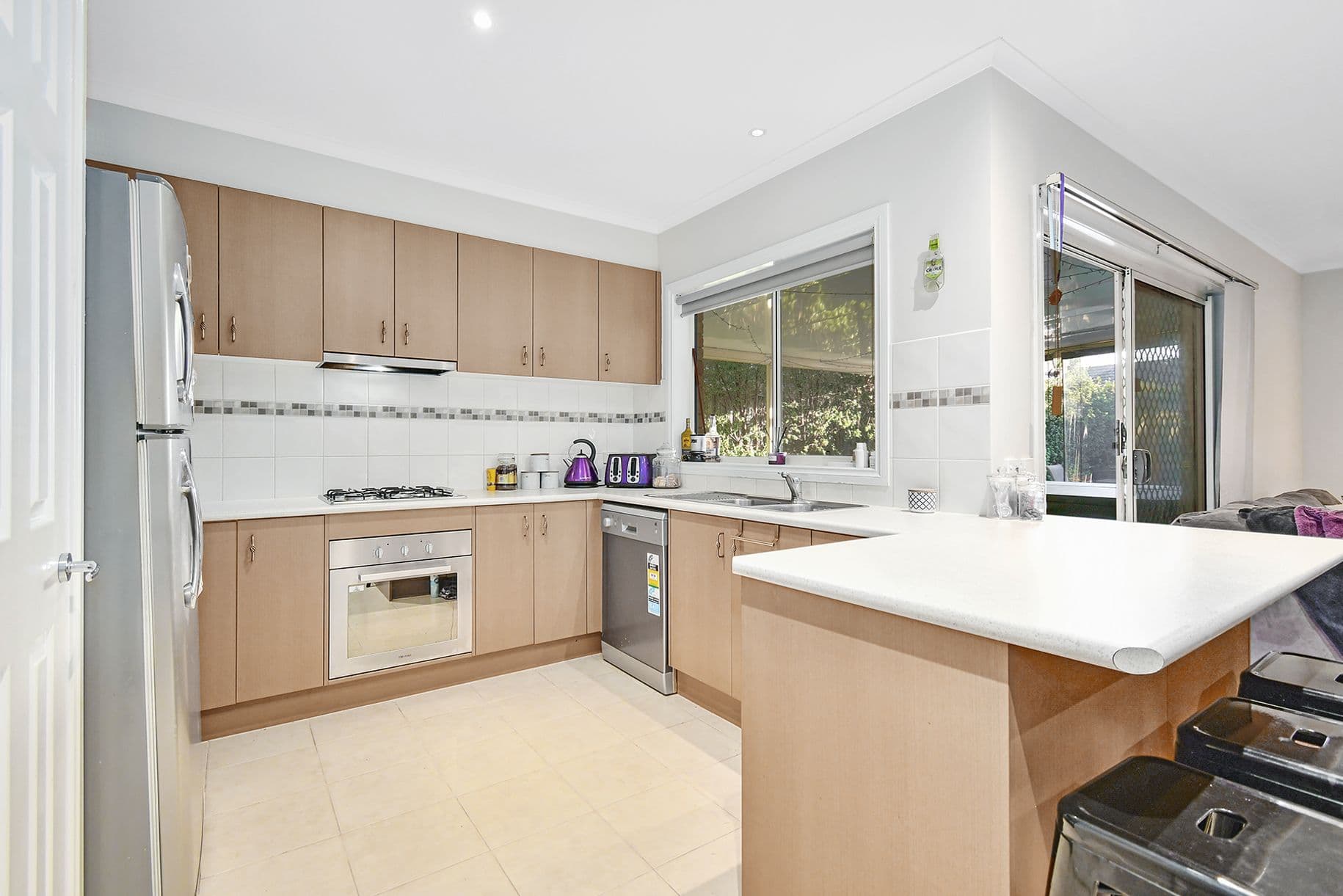8 Killarney Crescent, Pakenham VIC 3810, Pakenham - Thumbnail 5