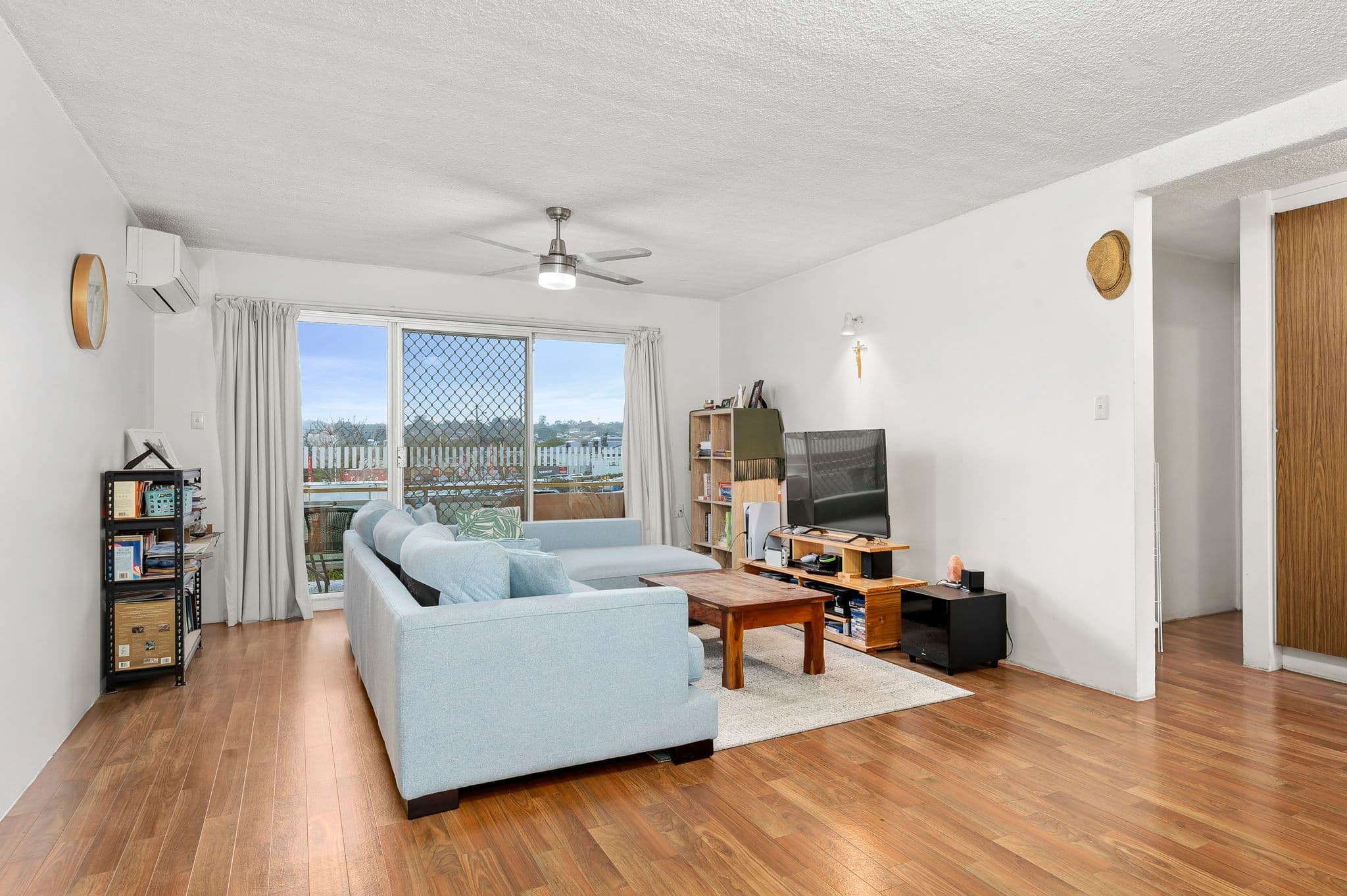 14 Crump Street, Holland Park West QLD 4121, Holland Park West - Thumbnail 2