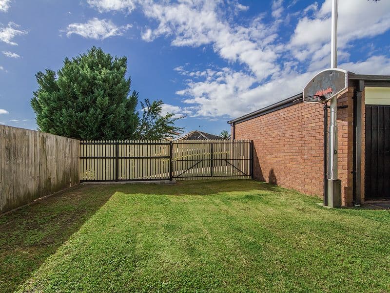 6 Rubeck Court, Upper Coomera QLD 4209, Upper Coomera - Thumbnail 2