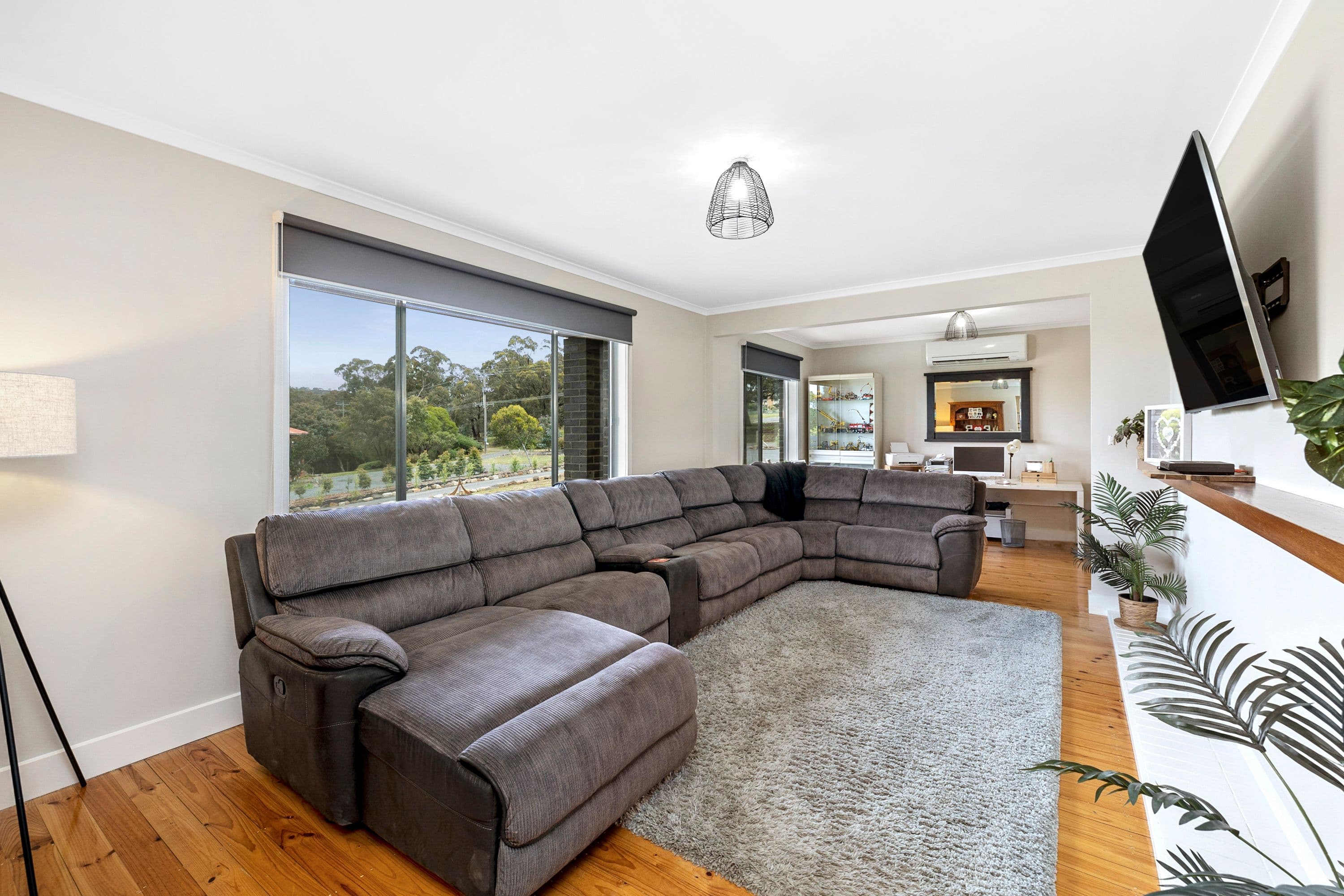 27 Port Fairy Road, Ararat VIC 3377, Ararat - Thumbnail 3