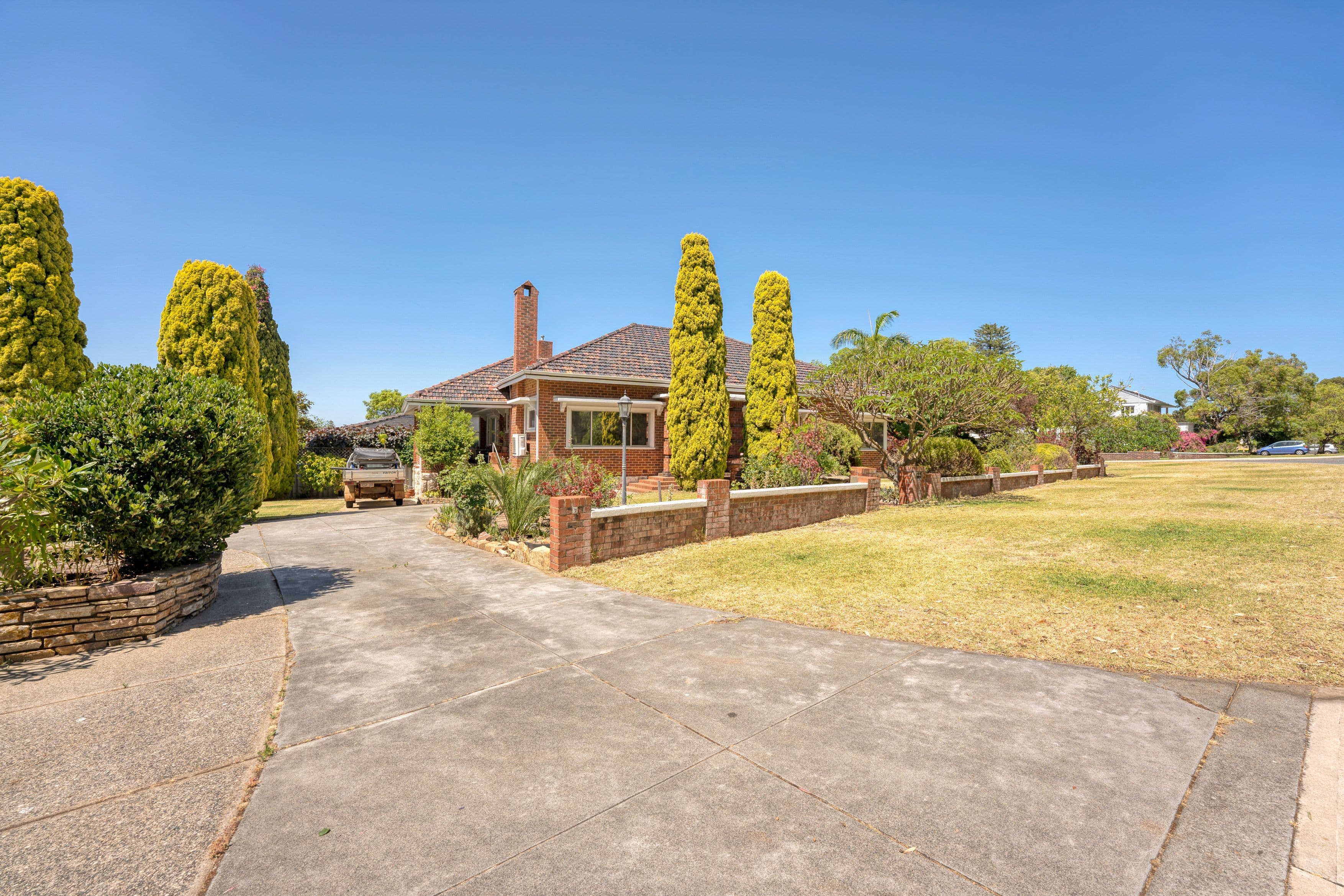 2 Brockman Avenue, Dalkeith WA 6009, Dalkeith - Thumbnail 6