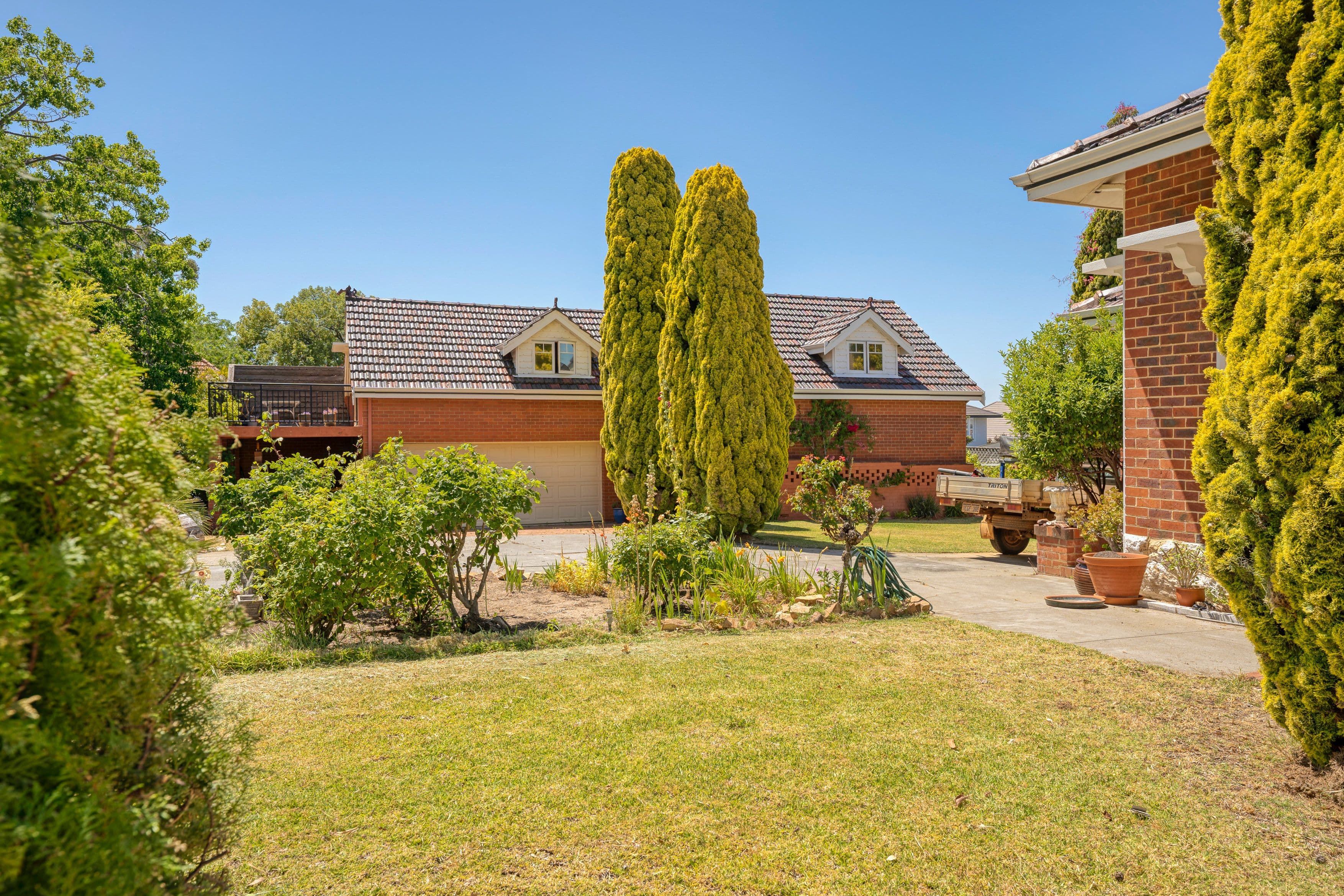 2 Brockman Avenue, Dalkeith WA 6009, Dalkeith - Thumbnail 8