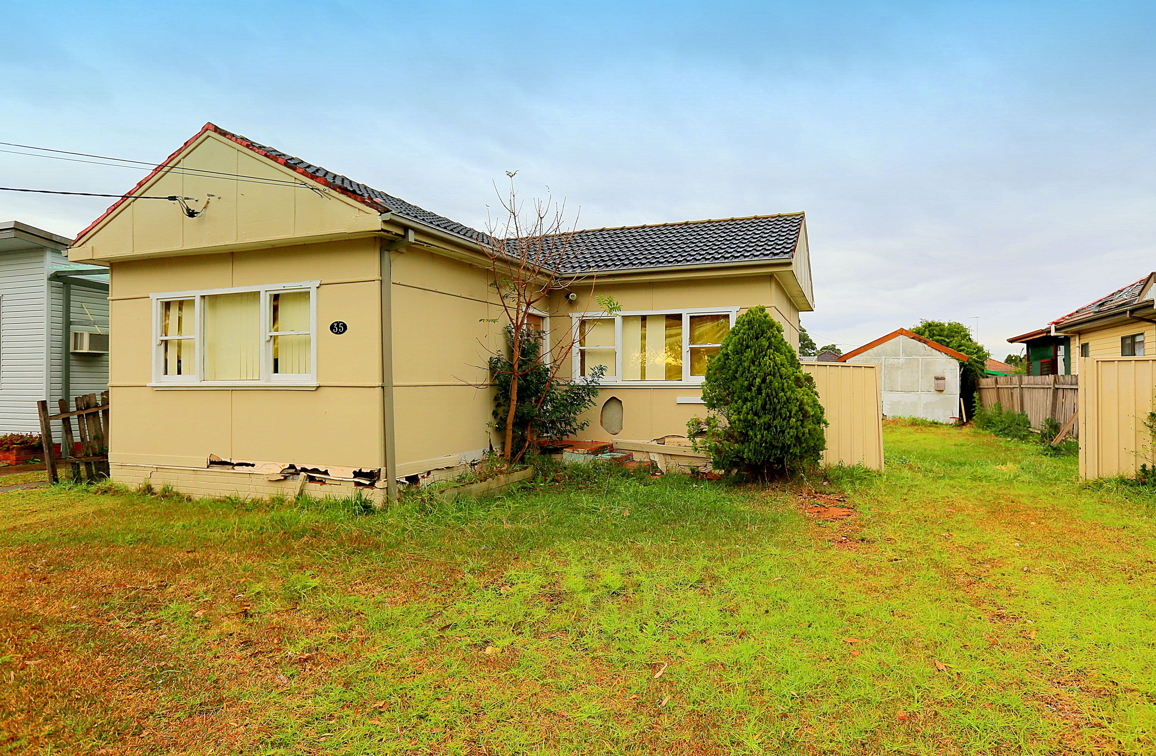 35 Third Avenue, Condell Park - Thumbnail 2