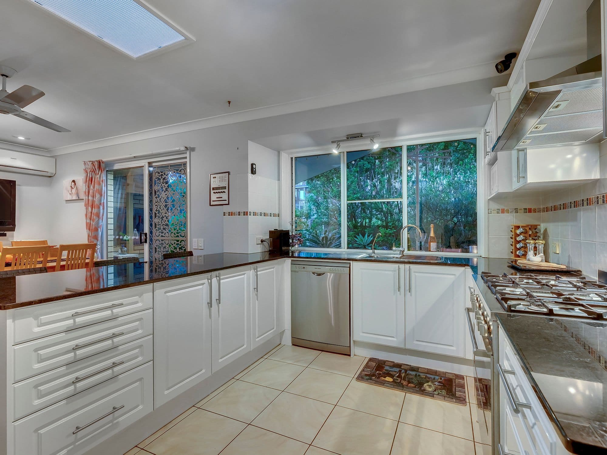 18 Marsala Street, Carseldine QLD 4034, Carseldine - Thumbnail 6