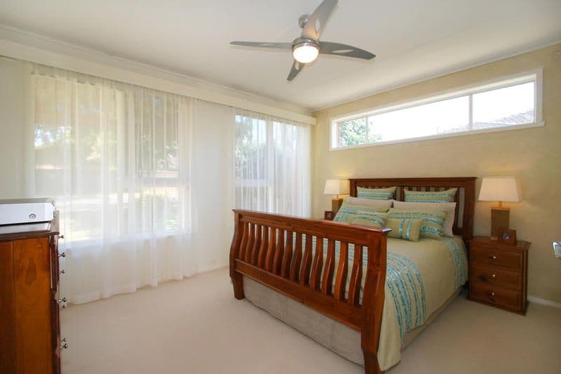1 Emery Drive, DINGLEY VILLAGE VIC 3172, Dingley Village - Thumbnail 4