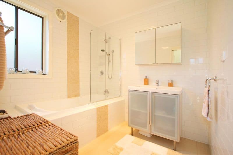 1 Emery Drive, DINGLEY VILLAGE VIC 3172, Dingley Village - Thumbnail 6