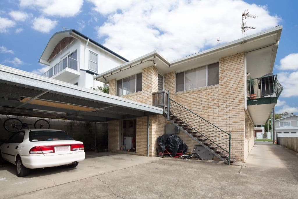 9 Seagull Avenue, MERMAID BEACH QLD 4218, Mermaid Beach - Thumbnail 2